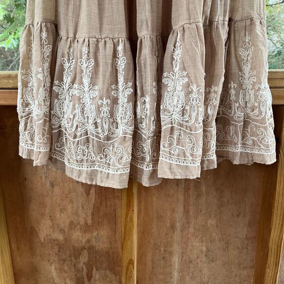 Reba Women's Tan/White Embroidered Tiered Ruffled Maxi Skirt Size M - Picture 4 of 8